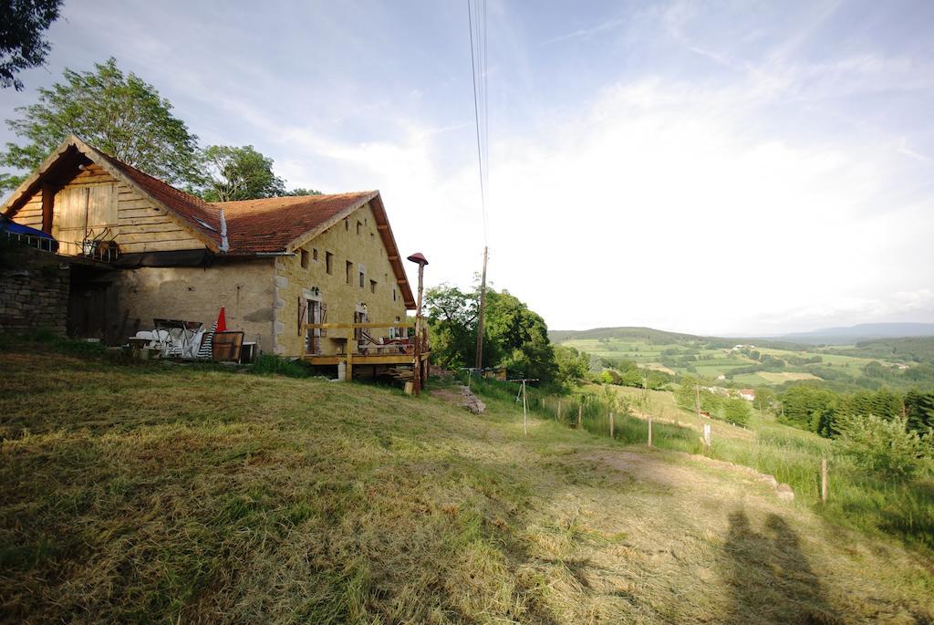 Les Grandes Fontaines Bed & Breakfast La Longine Bagian luar foto