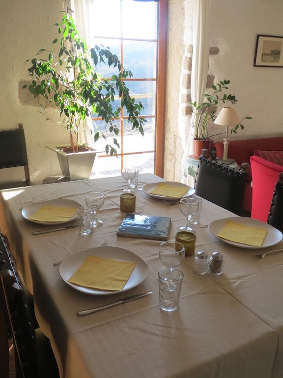 Les Grandes Fontaines Bed & Breakfast La Longine Bagian luar foto
