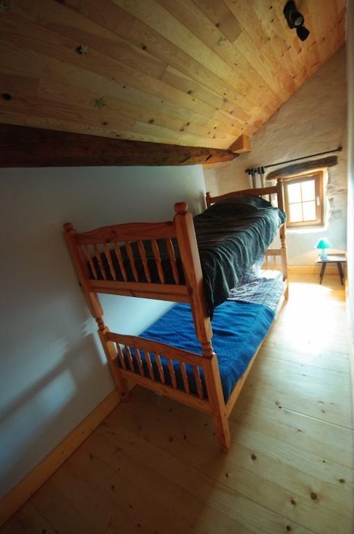 Les Grandes Fontaines Bed & Breakfast La Longine Ruang foto