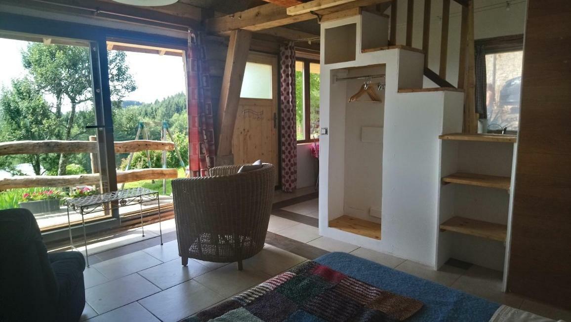 Les Grandes Fontaines Bed & Breakfast La Longine Bagian luar foto