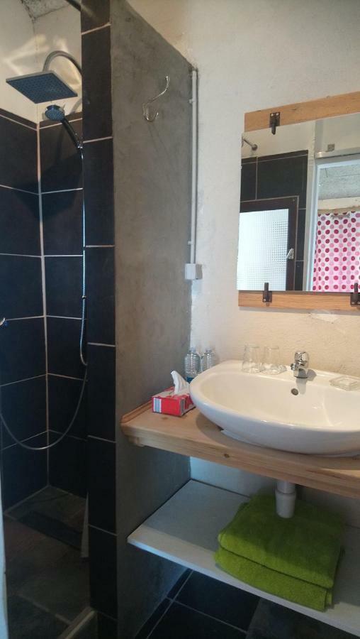 Les Grandes Fontaines Bed & Breakfast La Longine Bagian luar foto